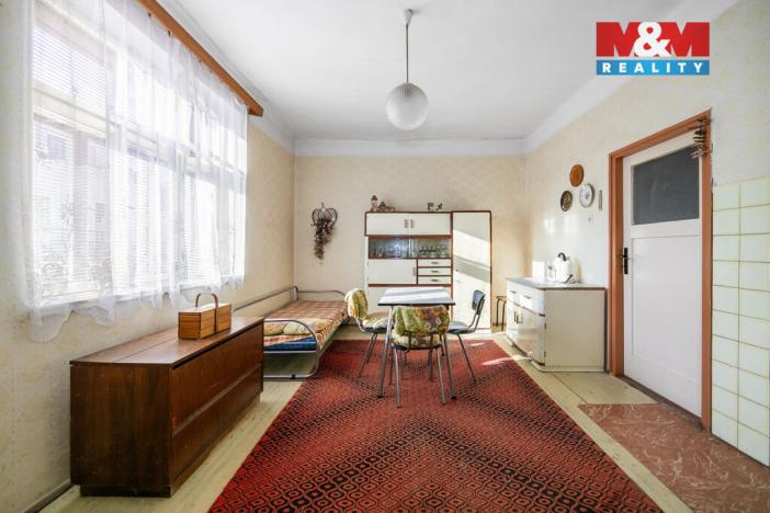 Prodej rodinného domu, Běštín, 285 m2