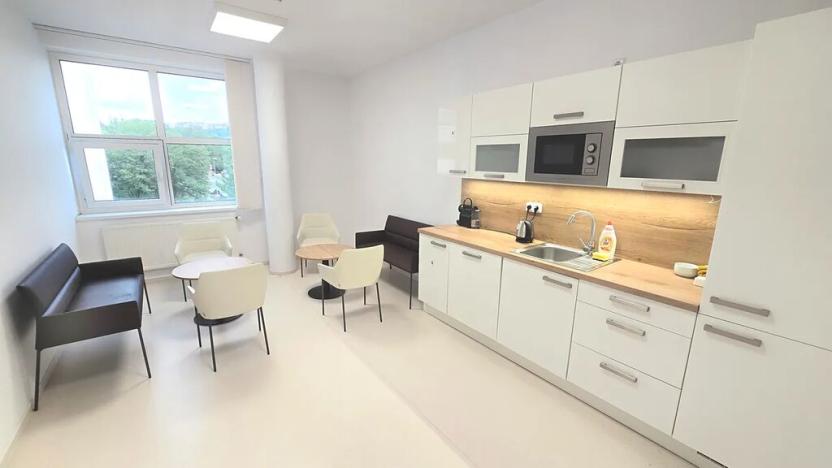 Pronájem ordinace, Praha - Libeň, Chlumčanského, 25 m2