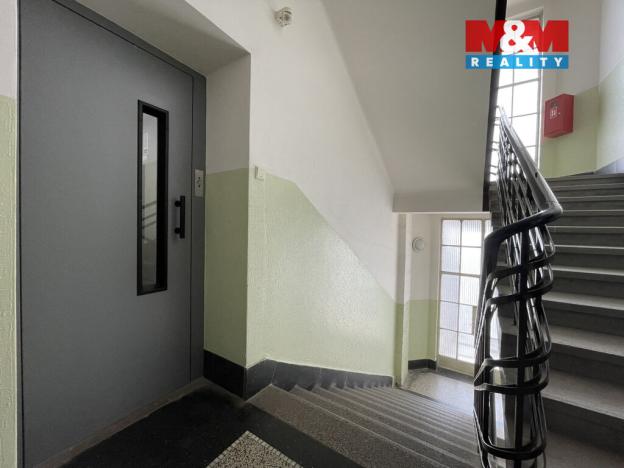 Pronájem bytu 1+kk, Praha - Vinohrady, Vinohradská, 38 m2