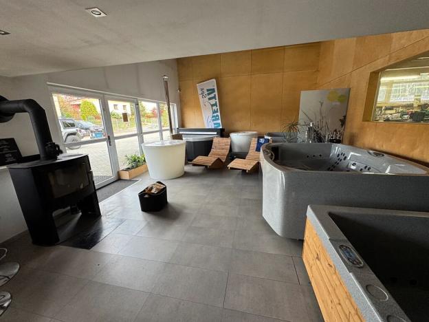 Prodej výrobních prostor, Stará Ves nad Ondřejnicí, 900 m2