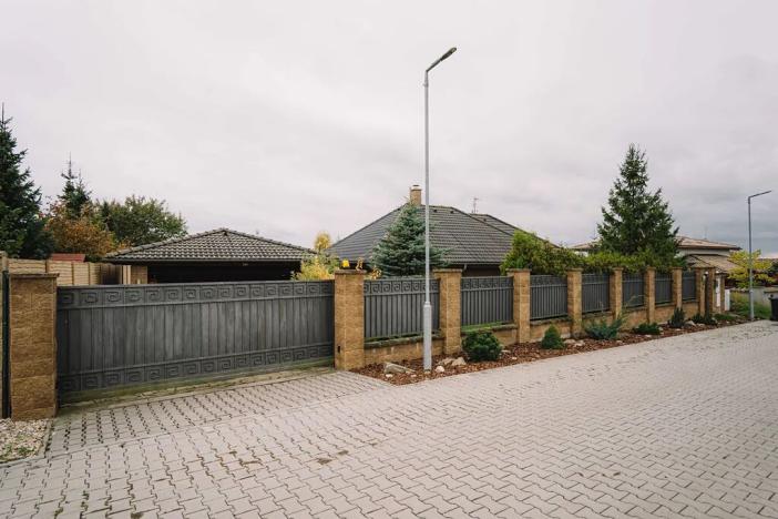 Prodej rodinného domu, Ondřejov, Slunečná, 200 m2