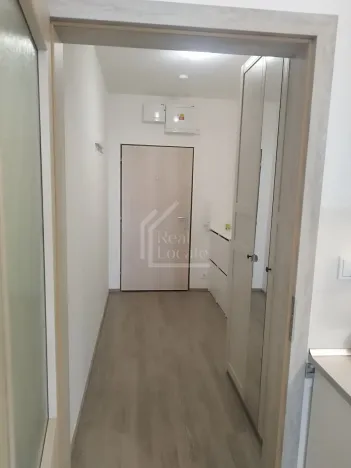 Pronájem bytu 1+kk, Praha - Modřany, Soukalova, 35 m2