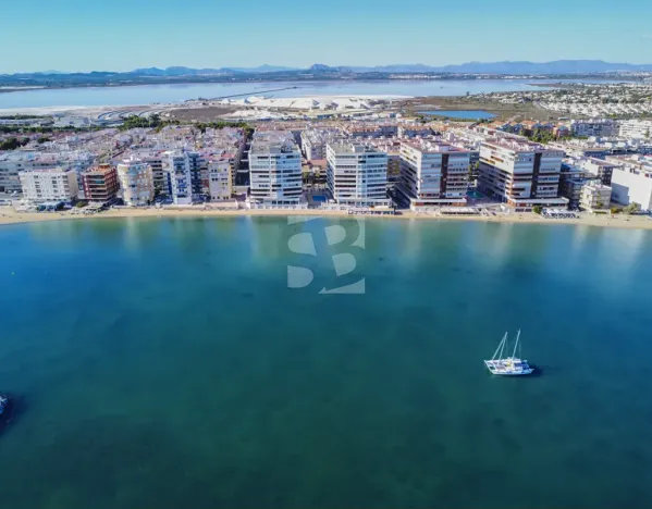 Prodej bytu 3+kk, Torrevieja, Španělsko, 54 m2