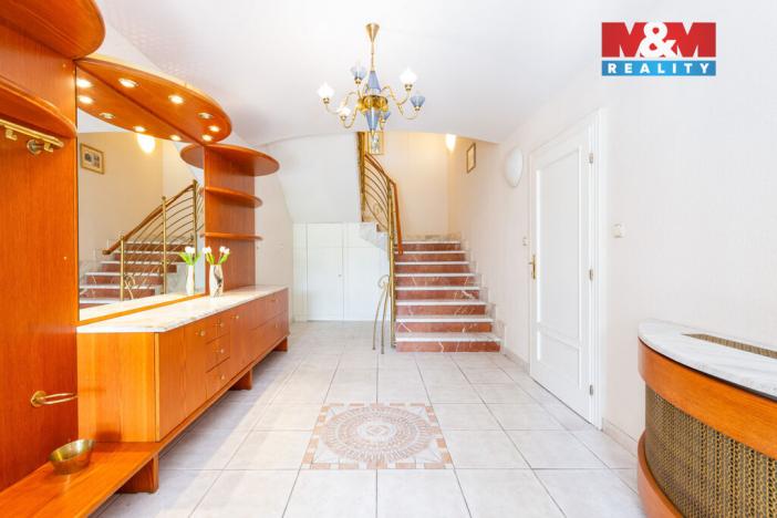 Prodej atypického bytu, Orlová - Město, Fr. Palackého, 130 m2