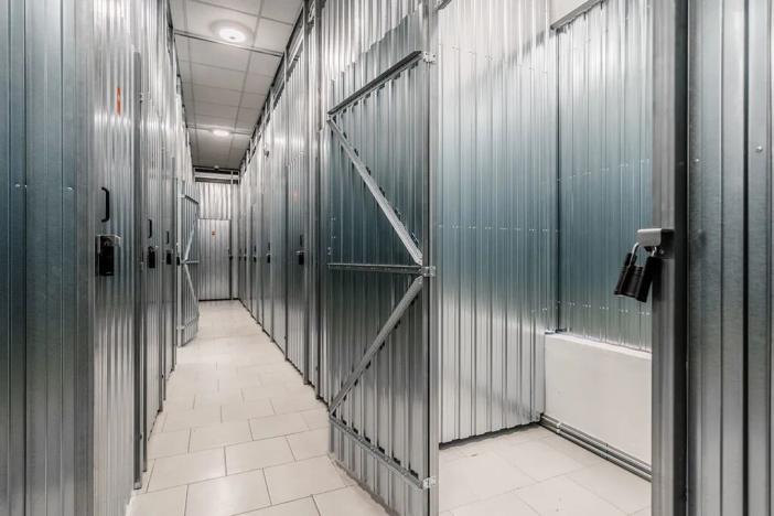 Pronájem skladu, Praha - Kobylisy, Horňátecká, 1 m2