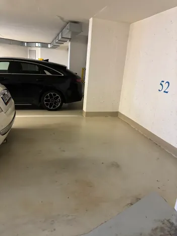 Pronájem garážového stání, Praha - Hostivař, Athénská, 20 m2