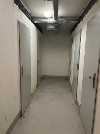 Pronájem garážového stání, Praha - Hostivař, Athénská, 20 m2