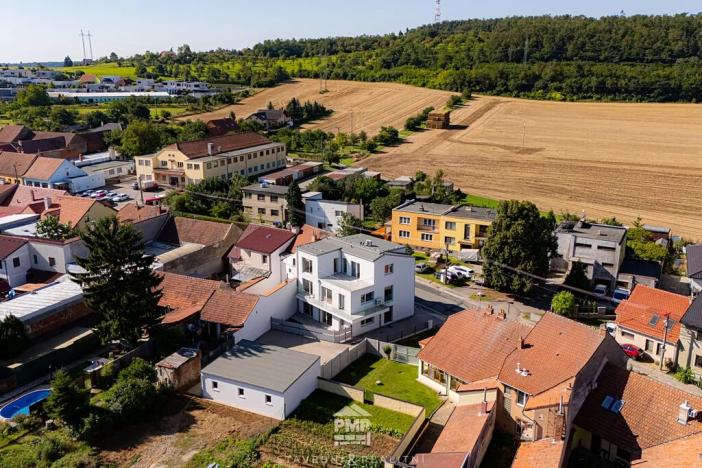 Prodej rodinného domu, Nebovidy, 359 m2