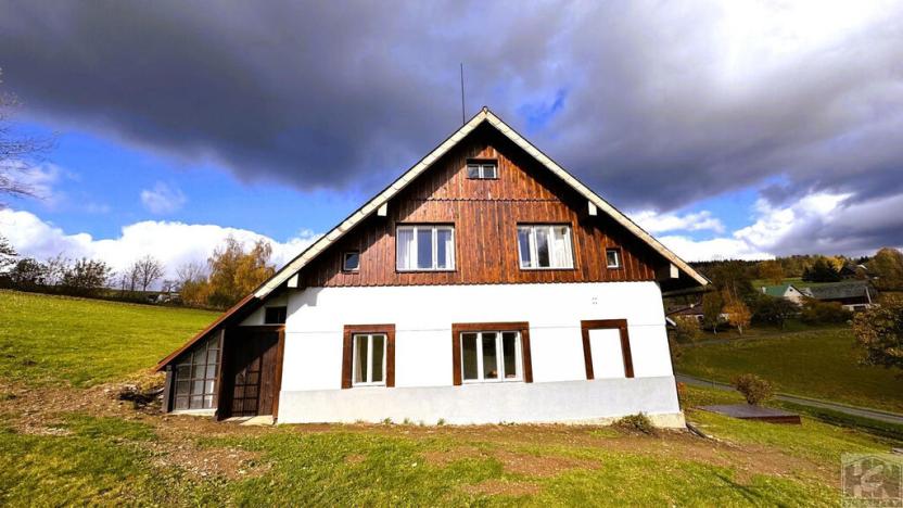 Prodej rodinného domu, Jestřabí v Krkonoších, 400 m2