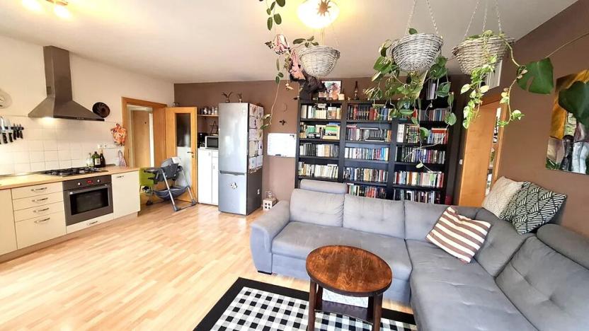 Pronájem bytu 2+kk, Plzeň, Pod Záhorskem, 76 m2