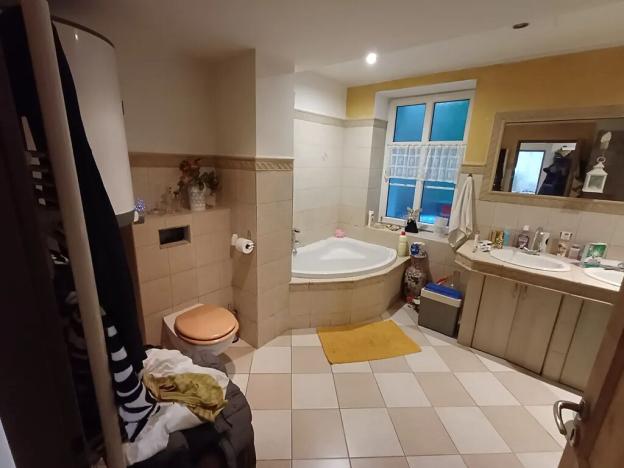 Prodej bytu 2+kk, Karlovy Vary, Pražská silnice, 79 m2