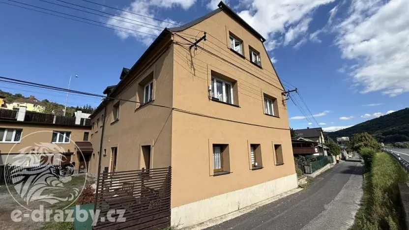 Dražba činžovního domu, Povrly, Převozní, 365 m2