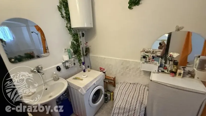 Dražba činžovního domu, Povrly, Převozní, 365 m2