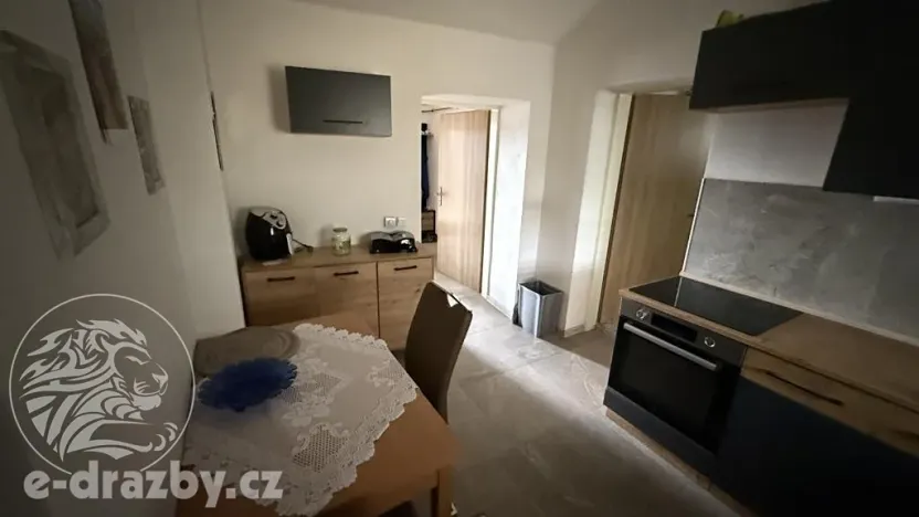 Dražba činžovního domu, Povrly, Převozní, 365 m2