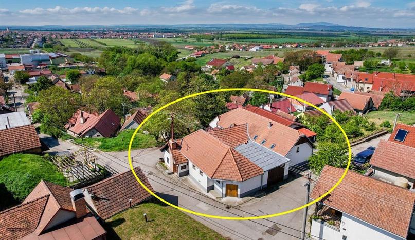 Prodej komerční, Velké Bílovice, 508 m2