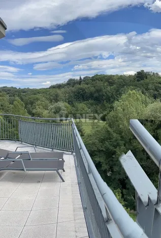 Pronájem bytu 3+kk, Praha - Hloubětín, Nademlejnská, 140 m2