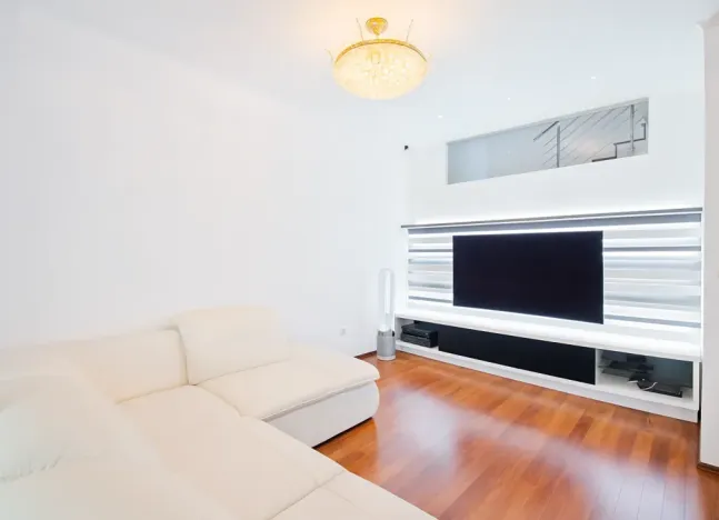 Prodej rodinného domu, Praha - Březiněves, 250 m2