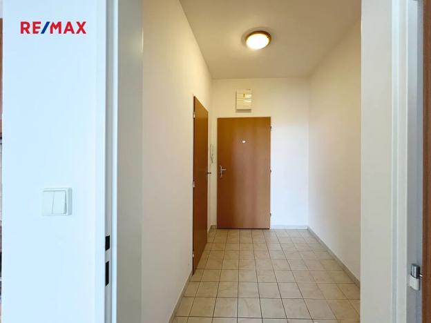 Prodej bytu 1+kk, Roztoky, Najdrova, 34 m2