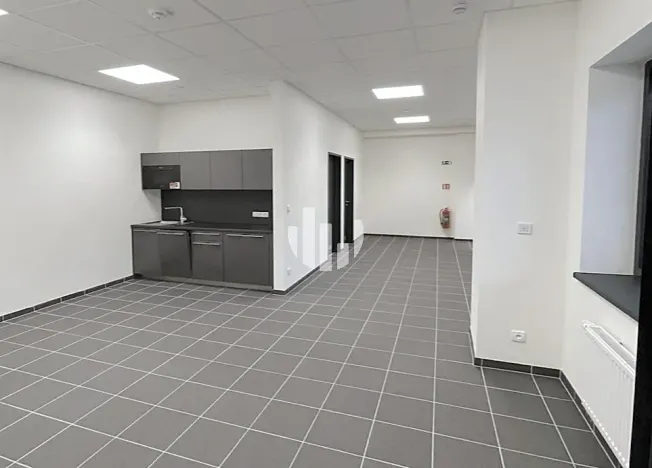 Pronájem kanceláře, Praha - Běchovice, Podnikatelská, 178 m2