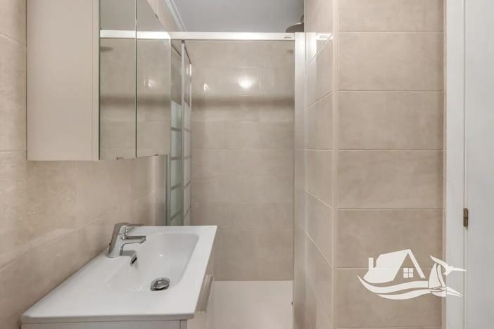 Prodej bytu 3+kk, Torrevieja, Španělsko, 45 m2