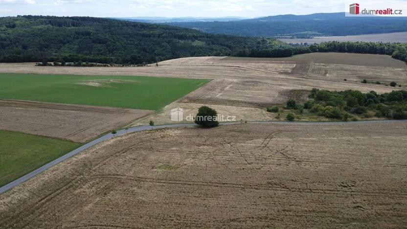 Prodej pozemku, Sýkořice, 3943 m2