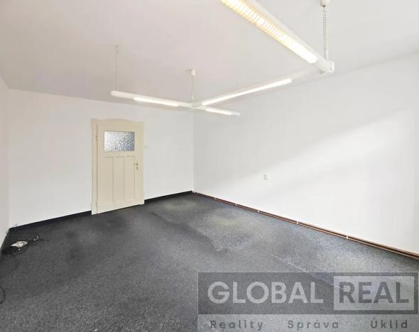 Pronájem kanceláře, Jihlava, Fibichova, 47 m2