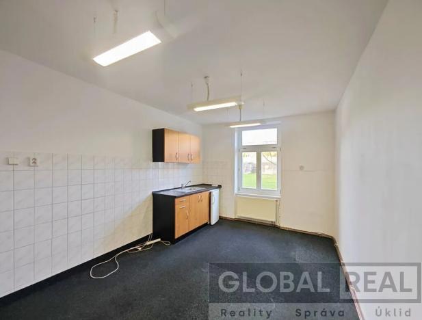 Pronájem kanceláře, Jihlava, Fibichova, 47 m2