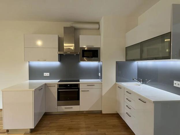 Pronájem bytu 3+kk, Praha - Jinonice, Nyklíčkova, 102 m2