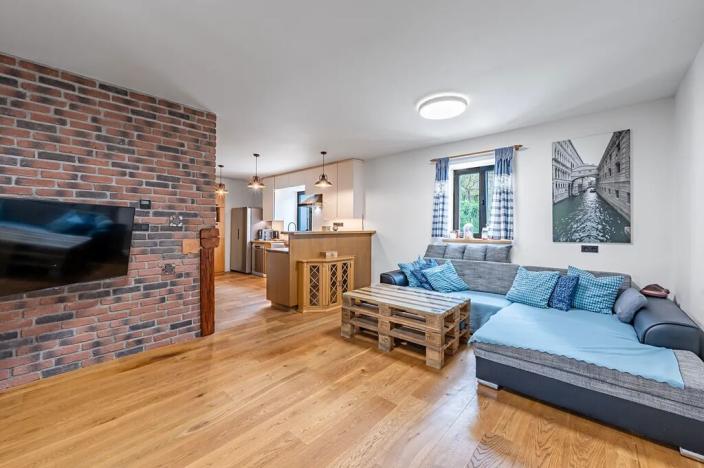 Prodej rodinného domu, Roztoky, 141 m2