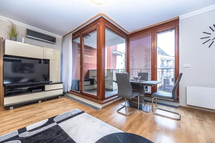 Pronájem bytu 2+kk, Praha - Stodůlky, Švejcarovo náměstí, 57 m2