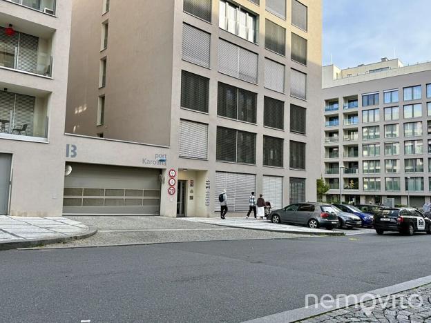 Prodej garážového stání, Praha - Karlín, U Mlýnského kanálu, 13 m2