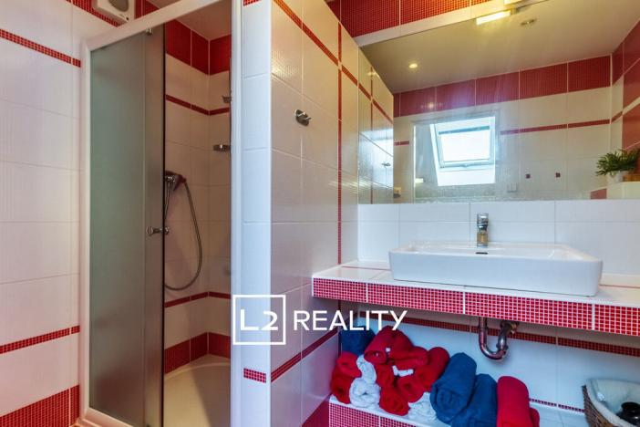 Prodej rodinného domu, Čelákovice, Zahradní, 194 m2