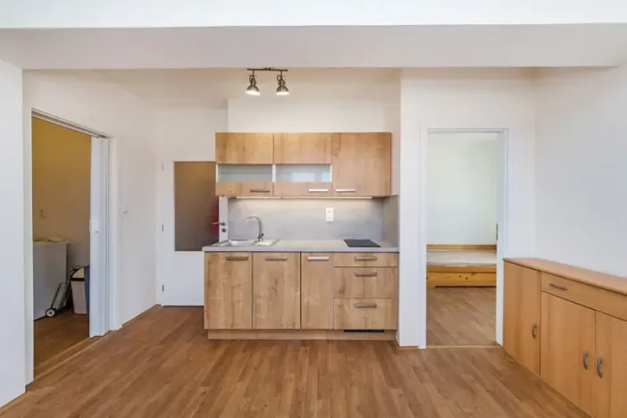 Prodej bytu 2+kk, Praha - Strašnice, Věšínova, 36 m2