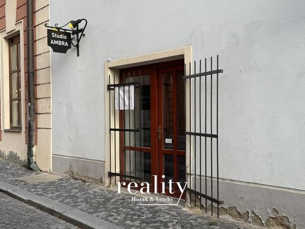 Pronájem obchodního prostoru, Znojmo, Velká Mikulášská, 27 m2