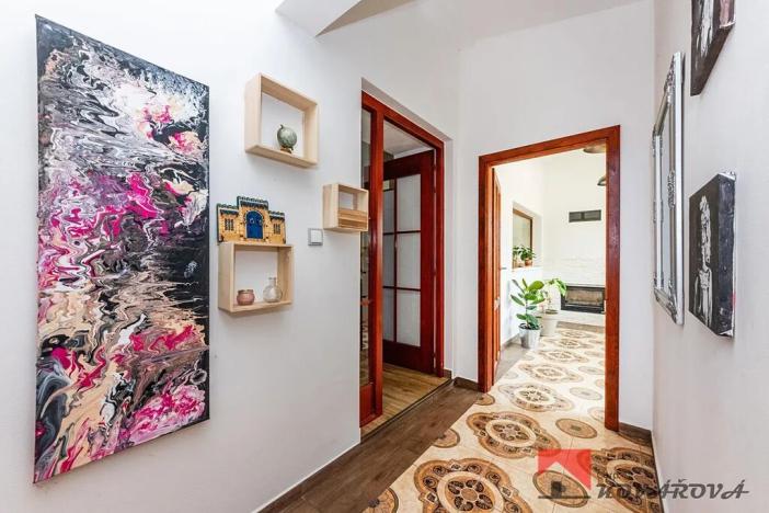 Prodej rodinného domu, Černuc, 126 m2