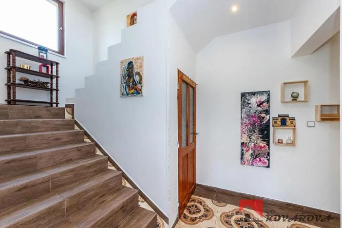 Prodej rodinného domu, Černuc, 126 m2