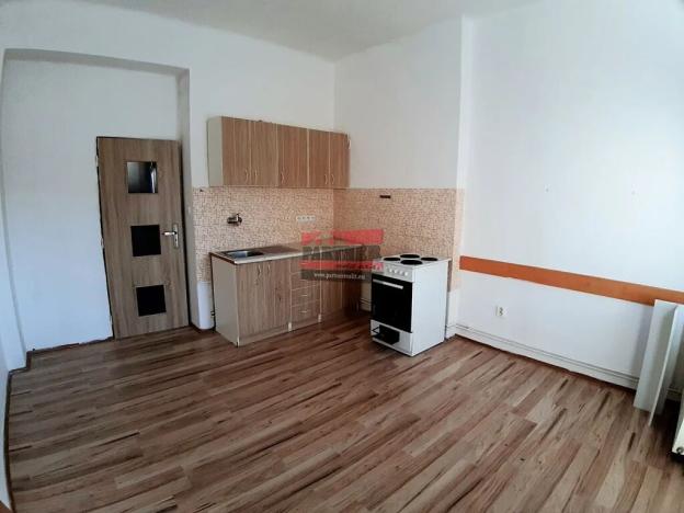 Pronájem bytu 1+1, Tábor, 9. května, 60 m2