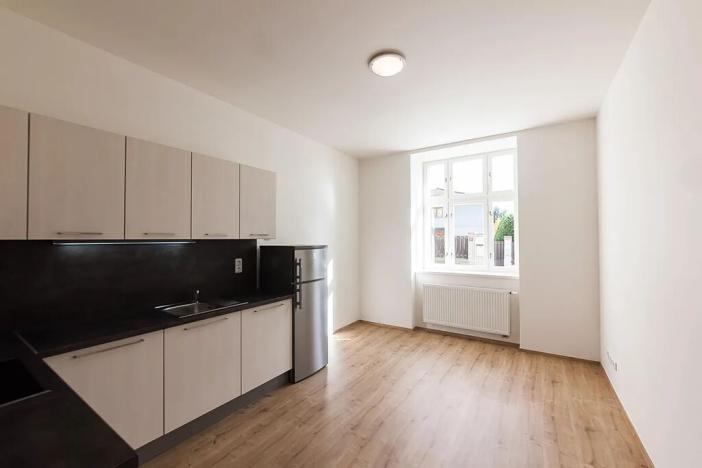 Pronájem bytu 2+kk, Praha - Libeň, Davídkova, 37 m2