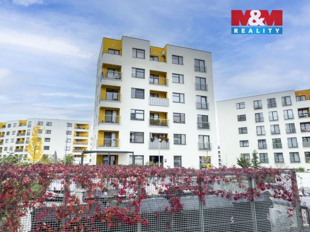 Prodej bytu 1+kk, Praha - Uhříněves, Oty Bubeníčka, 32 m2