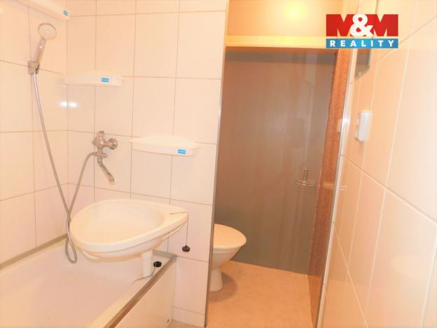 Pronájem bytu 1+1, Cheb, Přátelství, 36 m2