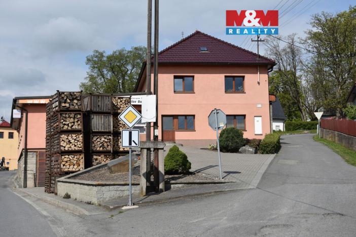 Prodej rodinného domu, Spálov, 180 m2