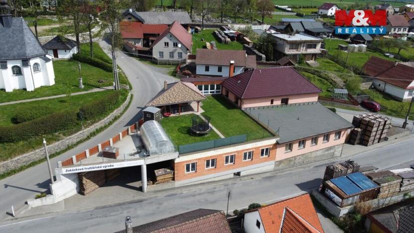 Prodej rodinného domu, Spálov, 180 m2