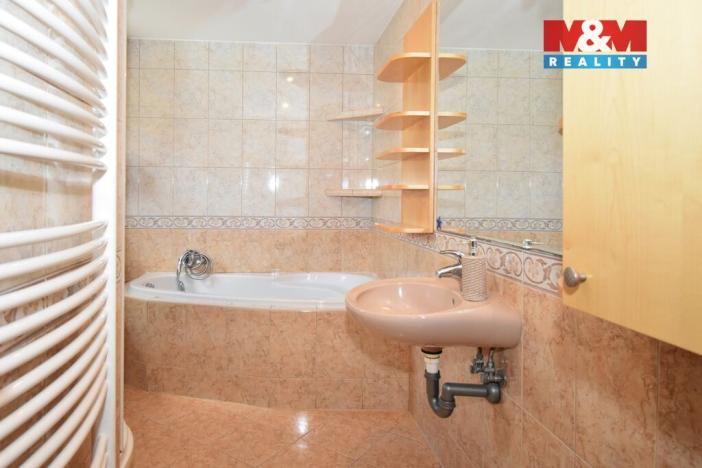 Prodej rodinného domu, Spálov, 180 m2