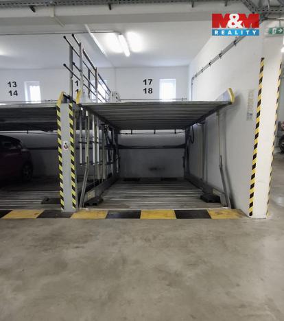 Prodej garáže, Praha - Hostivař, Přeštická, 13 m2