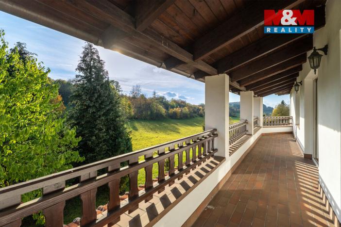 Prodej rodinného domu, Frýdštejn - Sestroňovice, 387 m2