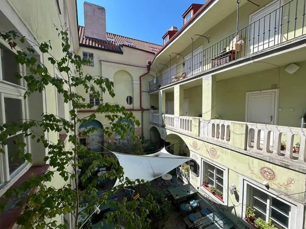 Prodej vícegeneračního domu, Praha, Vlašská, 1011 m2