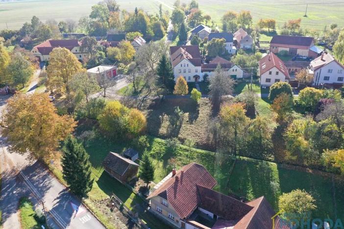 Prodej pozemku pro bydlení, Příluka, 805 m2