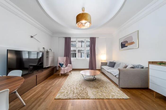 Prodej bytu 2+kk, Praha - Staré Město, Dlouhá, 72 m2