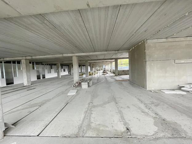 Pronájem kanceláře, Praha - Vysočany, Poděbradská, 1542 m2