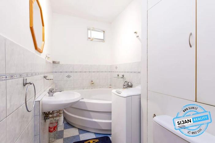 Pronájem bytu 2+1, Olomouc, Heyrovského, 58 m2